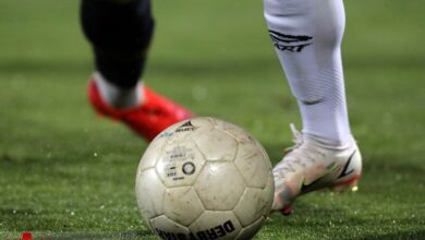 بخت صدرنشینی از دست رفت/ توقف پیکان در خانه برابر چادرملو