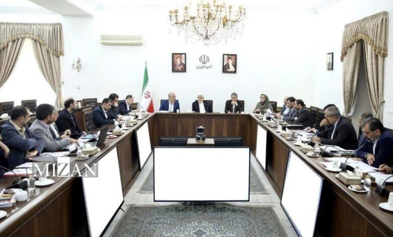 عارف: تامین انرژی مورد نیاز بخش تولید در اولویت اقدامات دولت است