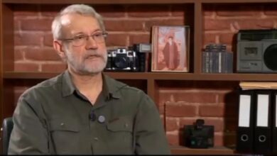 لاریجانی: مردم نگران نباشند، تحریم‌ها بیشتر بار روانی دارد/ تمهیدات لازم برای کم‌اثر و بی‌اثر کردن اسنپ‌بک اندیشیده شده/ آمریکایی‌ها اصرار دارند درباره صنعت موشکی هم مذاکره کنیم