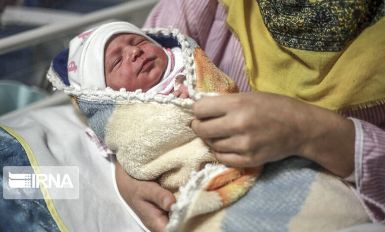 وزارت بهداشت: تغذیه مادر باردار نقشی در بروز زردی نوزاد ندارد