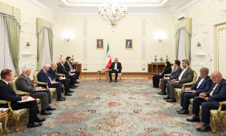 پزشکیان: تلاش‌های بدخواهان برای عدم شکل‌گیری روابط پُرثمر میان کشور‌های اسلامی به نتیجه نخواهد رسید