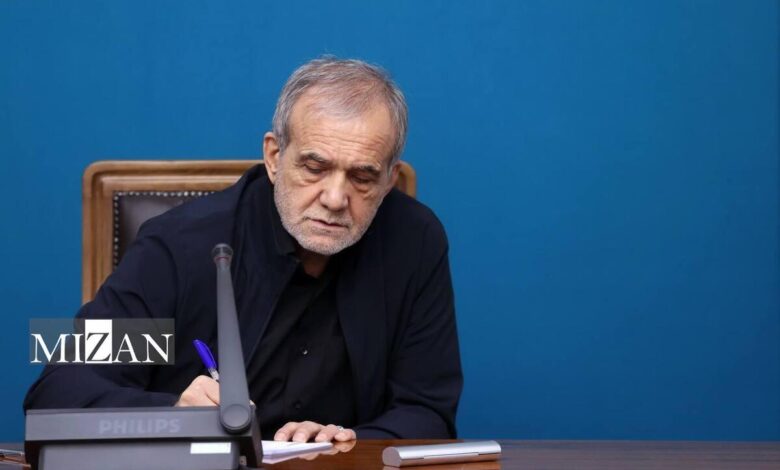 پیام تسلیت رئیس جمهور در پی درگذشت والده حدادعادل