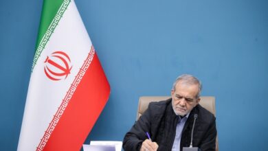 پیام تسلیت پزشکیان در پی درگذشت همسر حضرت آیت الله سیستانی