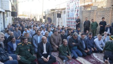 کوچه‌های شهرک بسیج کرمانشاه با یادواره «آبروی محله» رنگ ایثار گرفت