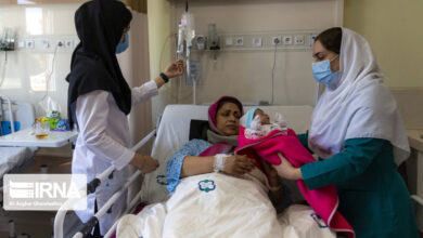 ۵۶ درصد زایمان‌ها در کشور به روش سزارین/ مامایی کم‌رنگ شده است