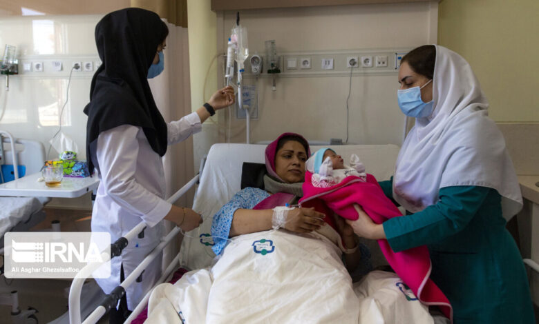 ۵۶ درصد زایمان‌ها در کشور به روش سزارین/ مامایی کم‌رنگ شده است