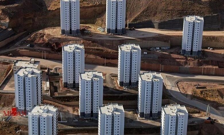 بررسی رفع موانع عرضه و تولید مسکن در سه حوزه کلان تامین مالی، صدور مجوزها و اجرا