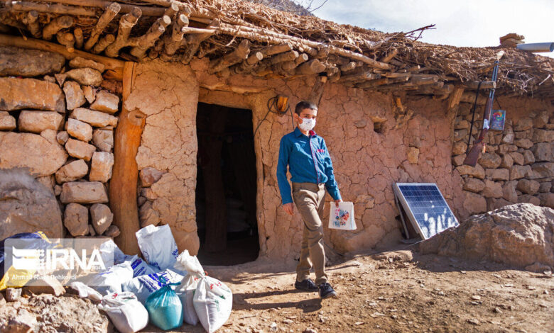 برچیده شدن مدارس سنگی در کرمان با حمایت دولت و مشارکت مردم