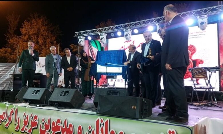 جشنواره‌ها پای ۲۶۰ هزار گردشگر را به ملایر باز کرد