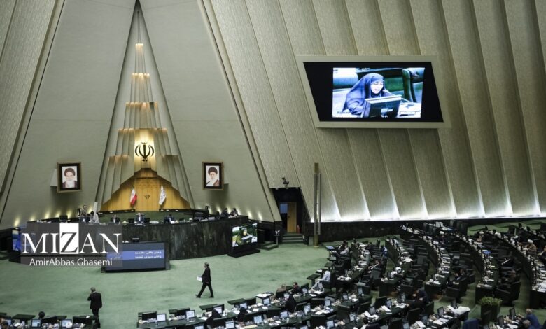 درخواست ۱۰۰ نماینده مجلس برای برگزاری جلسه بررسی وضعیت گرانی‌ها با حضور دولت