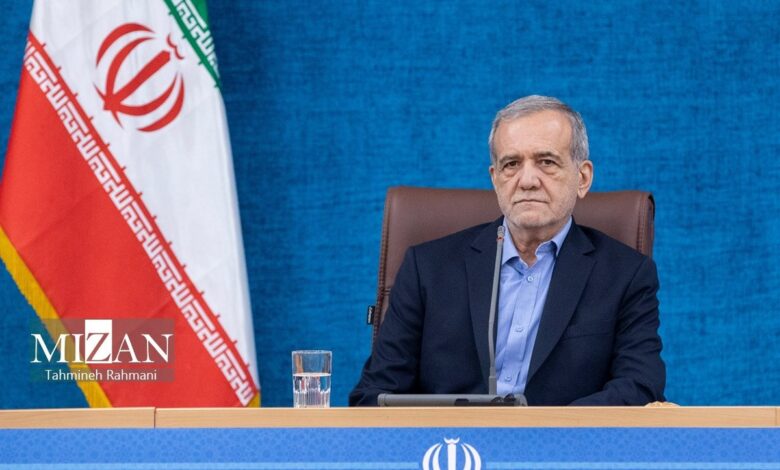 رئیس جمهور: افراد صادق و دغدغه‌مند را به دلیل لغزش‌های مقطعی، از چرخه خدمت‌رسانی کنار نگذاریم