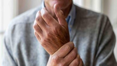 مرگ بی‌سر و صدای استخوان‌ها +‌فیلم