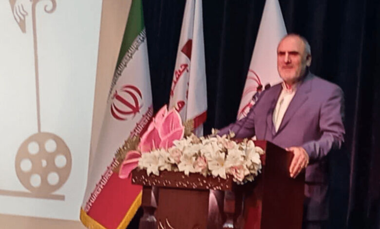 معاون استاندار زنجان: جامعه به شادی اندیشمندانه نیاز دارد