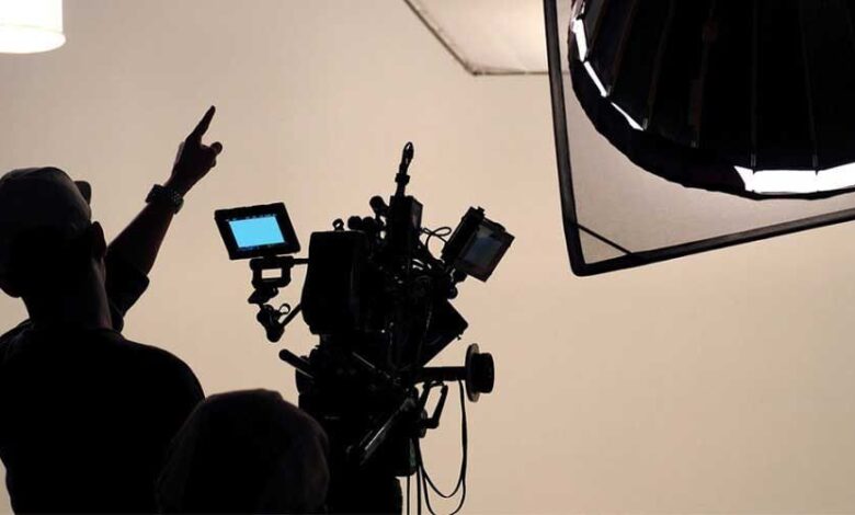 معاون وزیر بهداشت: استفاده از مشاور سلامت روان در تولید آثار نمایشی الزامی شود