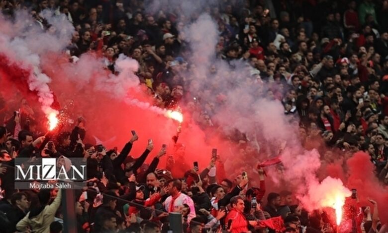 مقایسه میزبانی‌های استقلال و پرسپولیس؛ آزادی را به سرخابی‌ها بازگردانید!