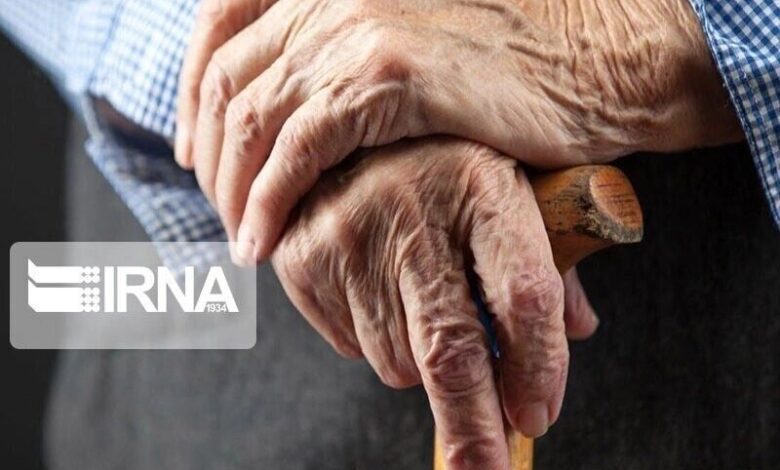 نگاه طب ایرانی به سالمندی و تدابیری برای زندگی آرام، سبک و سالم