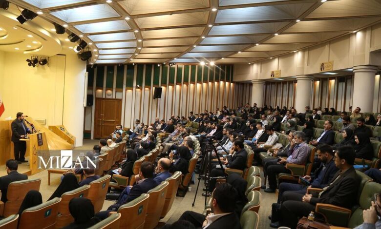 نگاهداری: مشارکت مردمی در تصمیم گیری ها، زمینه ساز افزایش سرمایه اجتماعی است/چمران: با قرارگرفتن شوراها در مسیر اصلی، بار دولت کم خواهد شد