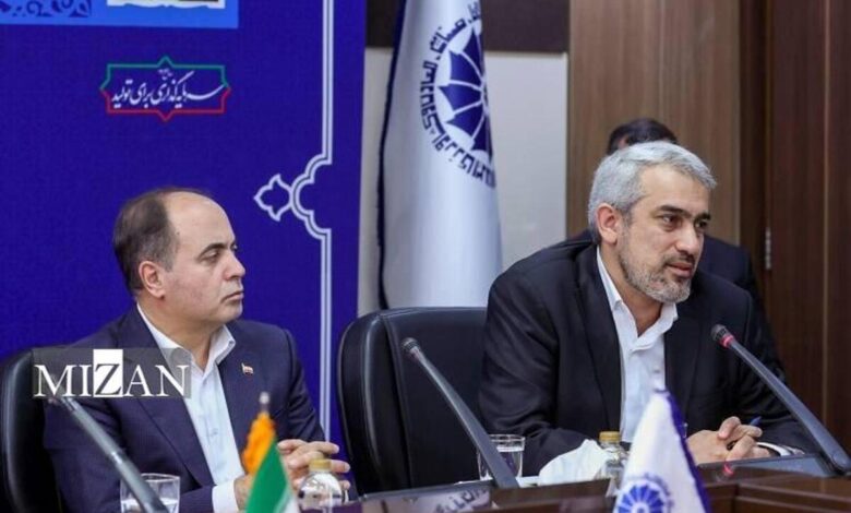 وزیر اقتصاد: دولت برای بهبود شرایط اقتصادی برنامه کوتاه‌مدت طراحی کرده است