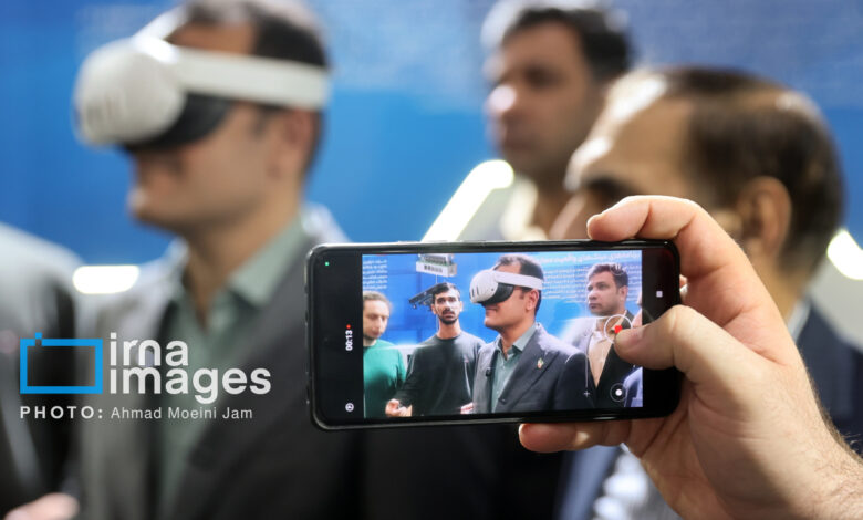 آینده را مغزهای آماده، دل‌های امیدوار و فناوری ایرانی می‌سازد