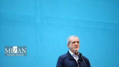 اخطار رئیس‌جمهور به خودروسازان