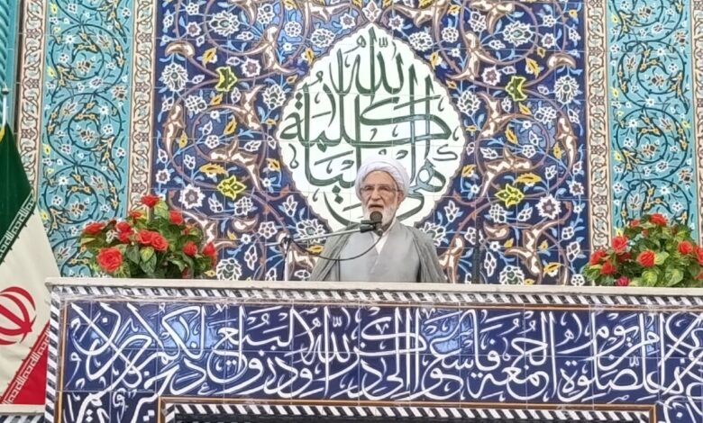 امام جمعه گناباد: کنترل تورم و ثبات قیمت‌ها باید اولویت مسوولان باشد