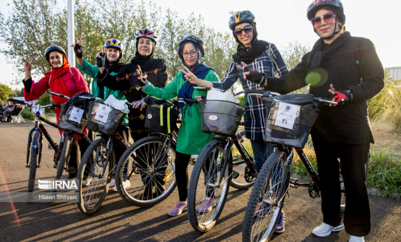 بانوان نقشی حیاتی در عرصه ورزش و سلامت برعهده دارند