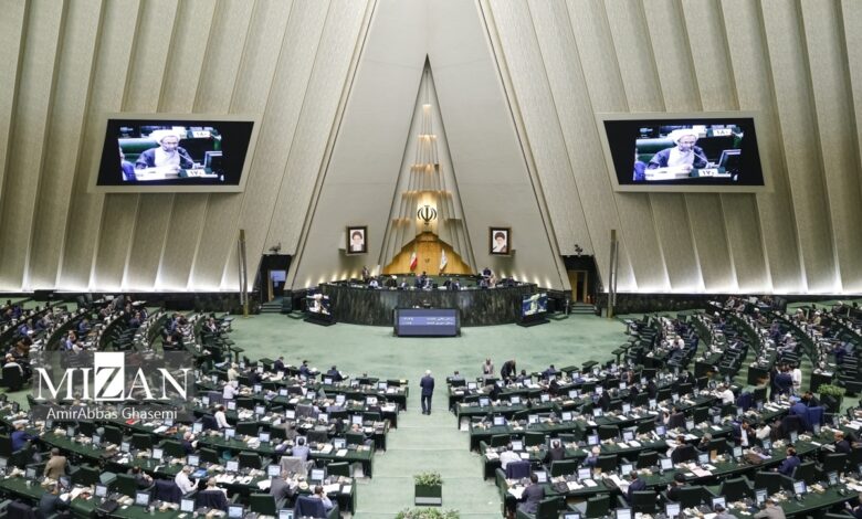 بیانیه جمعی از نمایندگان در مورد ناترازی تولید و مصرف بنزین/هشدار درباره تبعات افزایش قیمت بنزین