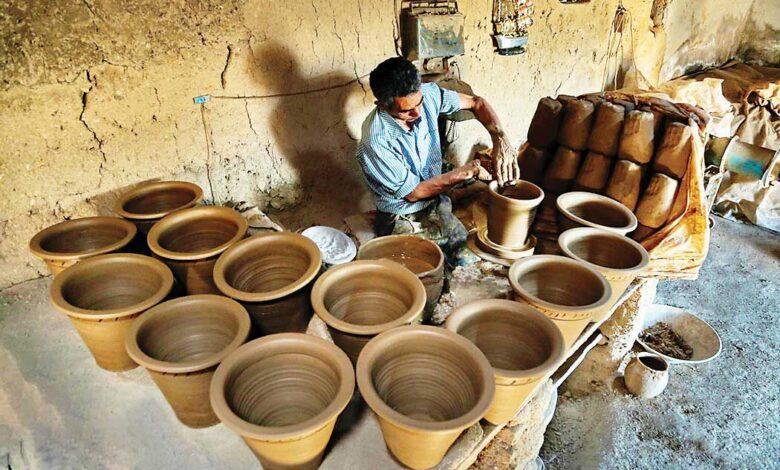 تلاش برای احیای تعاونی سفالگران در شهر ملی سفالگری سنتی ایران