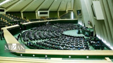 حضور رئیس جمهور و معاون اول در صحن علنی مجلس