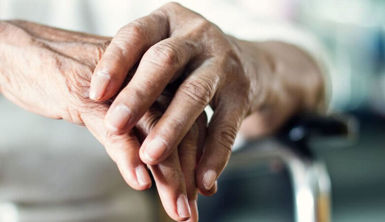 داروی حیاتی بیماران ALS همچنان بدون بیمه؛ آلساوا با وجود تولید داخلی نایاب و بحرانساز شد