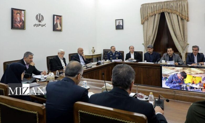 عارف: اتکا و تمرکز دولت بر فناوری‌های پیشرفته، مهارت‌آموزی و آموزش و پرورش است