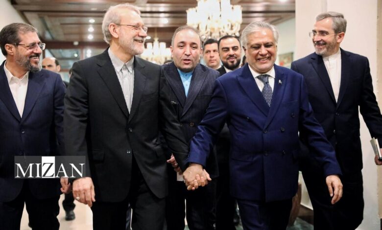 لاریجانی: تجارت ایران و پاکستان باید به ۱۰ میلیارد دلار برسد