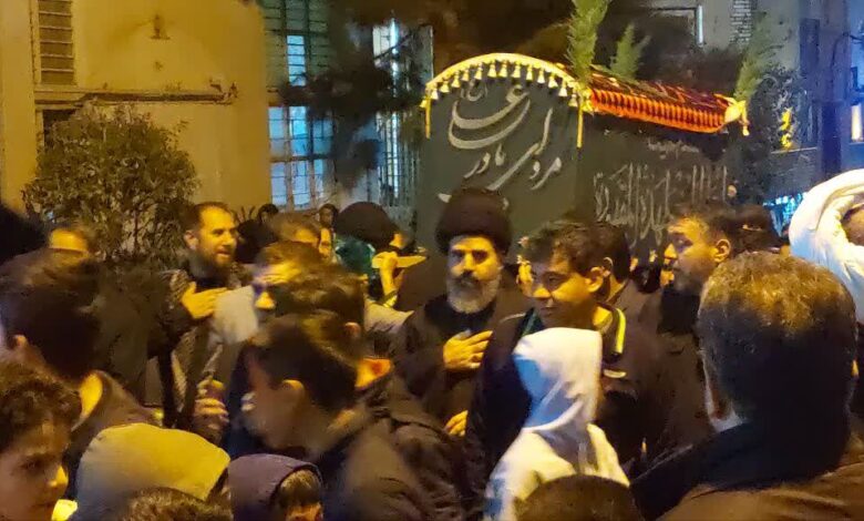 مراسم تشییع نمادین حضرت فاطمه زهرا س در پردیس برگزار شد