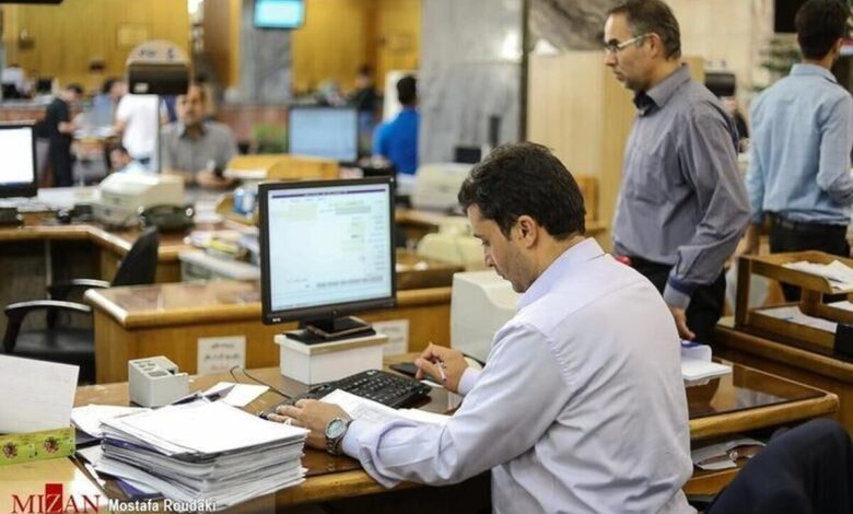 نحوه تنظیم ساعت کاری بر عهده دولت است