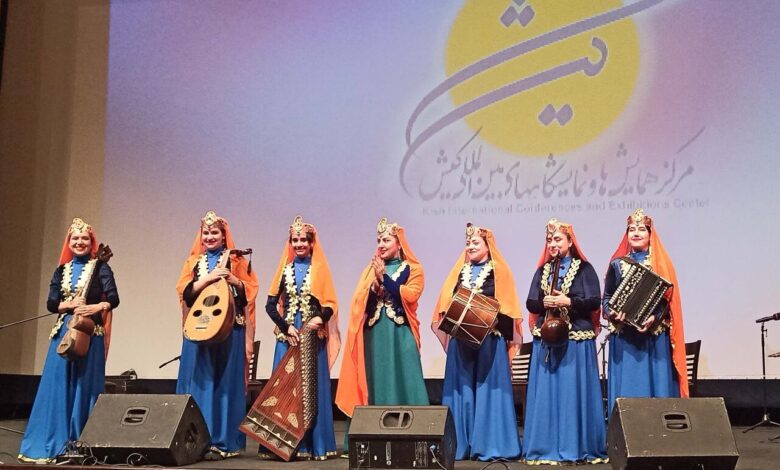 پایان جشنواره موسیقی بانوان نواحی ایران در کیش با تجلیل از ۱۰ گروه برگزیده