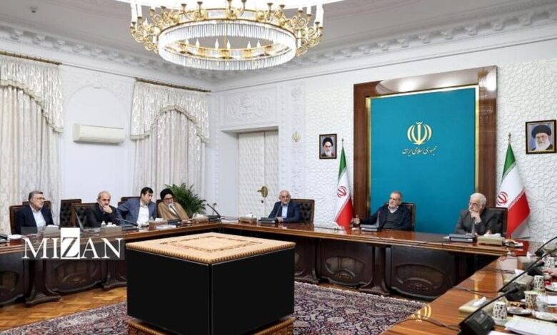 پزشکیان: برای ترویج زیست عفیفانه نباید اقداماتی انجام شود که به سرمایه اجتماعی شکلگرفته در کشور آسیب بزند