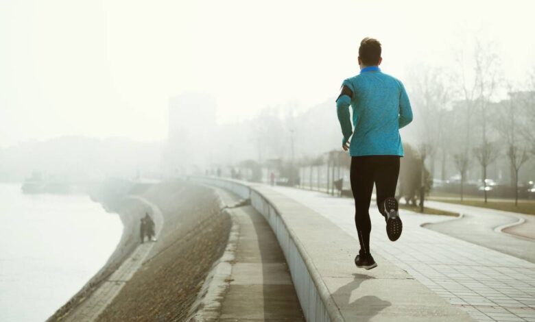آلودگی هوا فواید ورزش را تا ۵۰ درصد کاهش می‌دهد