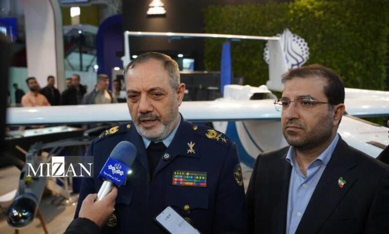 تاکید وزیر دفاع بر توسعه همکاری با شرکت‌های فناور