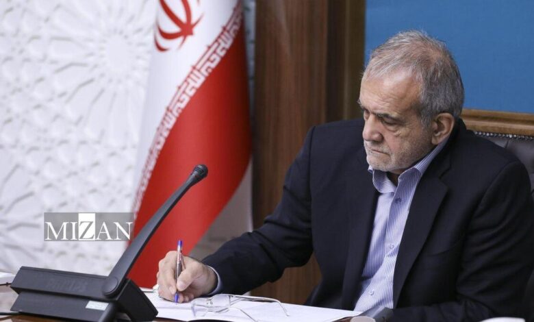 رئیس‌جمهور: نمی‌خواهیم از محل افزایش تورم و از جیب مردم برای دولت خرج کنیم