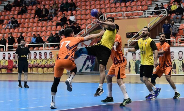 لیگ برتر هندبال مردان| سایپا با شکست سپاهان صدرنشین ماند/ ثبت اولین تساوی لیگ در اراک